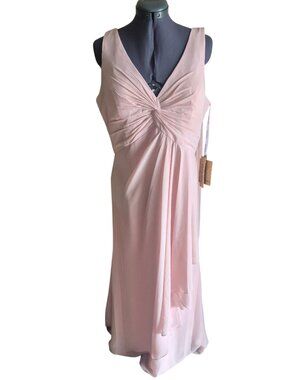 Amelia Couture Blush Pink Sleeveless Chiffon Gown Size M